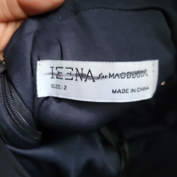 Black Mac Duggal Ieena Sleeveless v neck jersey gown size 2 - Picture 7 of 13